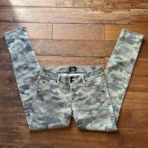 Super Low Rise Camo Skinny Jeans